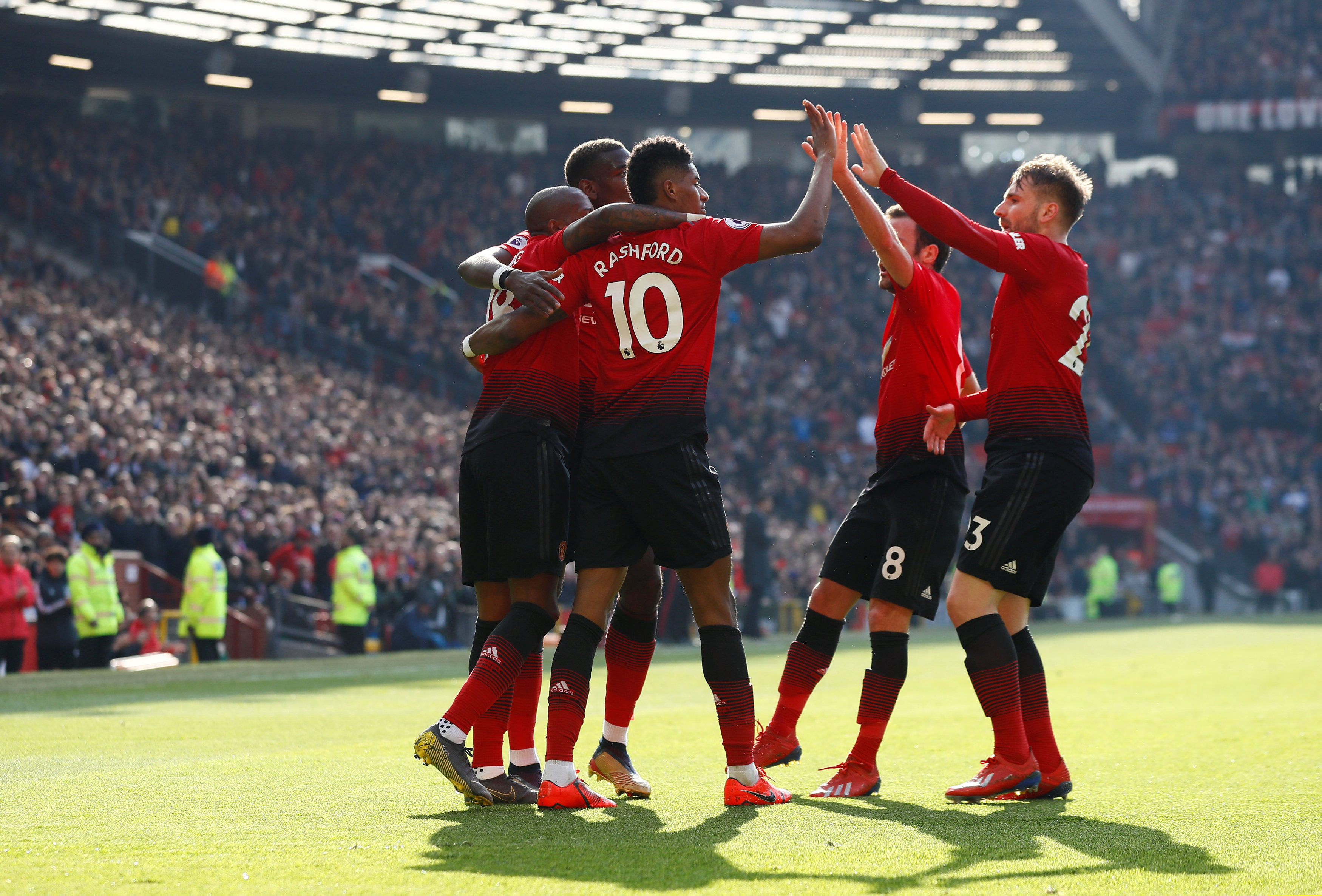 觉使他成为 觉使他成为